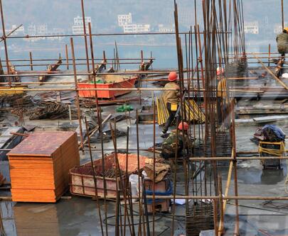 建筑工地吊運(yùn)